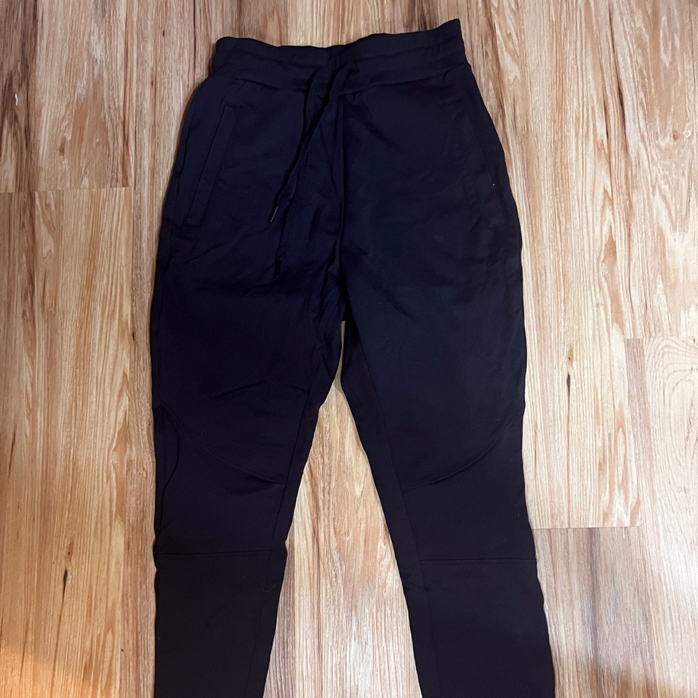 Buffbunny xsmall GUC, black  Jasmine jogger with zippered pockets